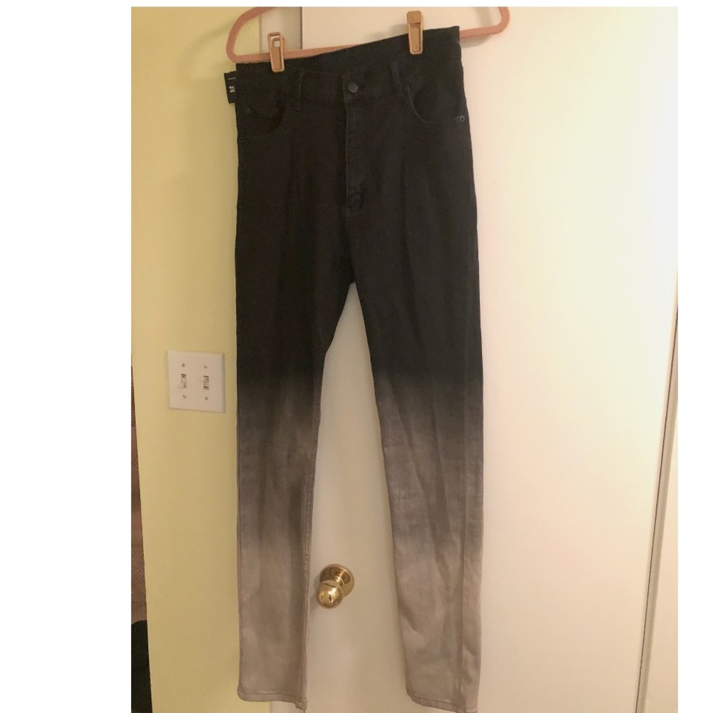 Black slow fade skinny jeans. Sz 31